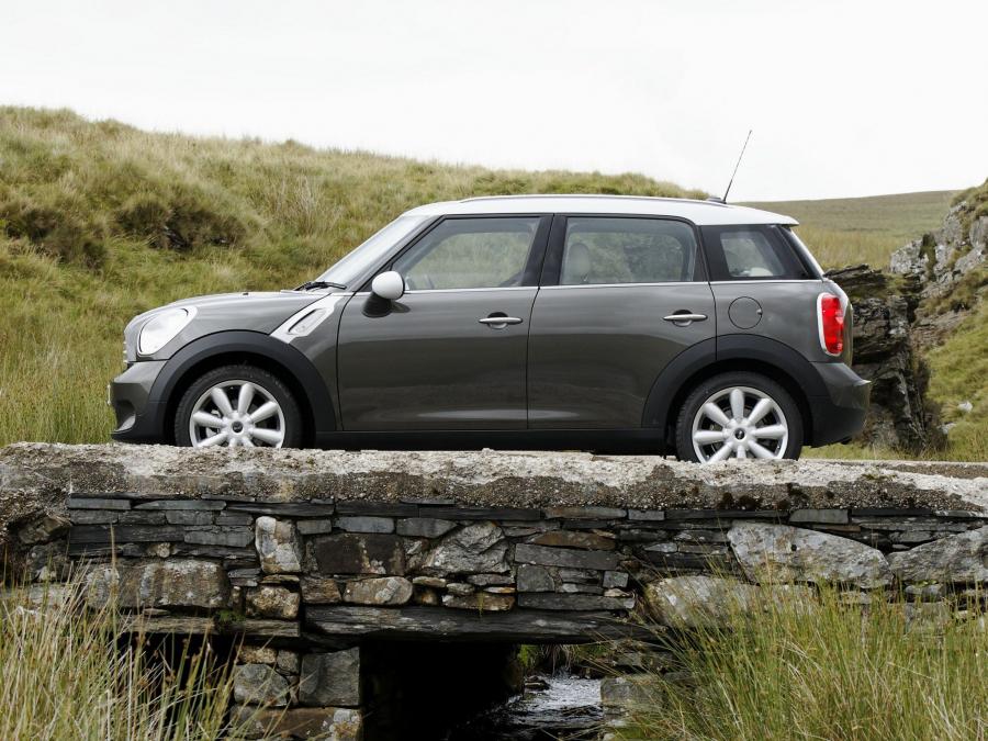  Mini Cooper Countryman D 2010 года  (UK) (фото 6 из 18)